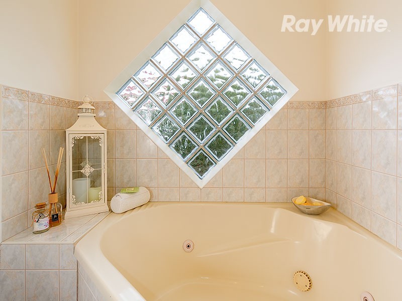 65 Sturt Street, Howlong NSW 2643