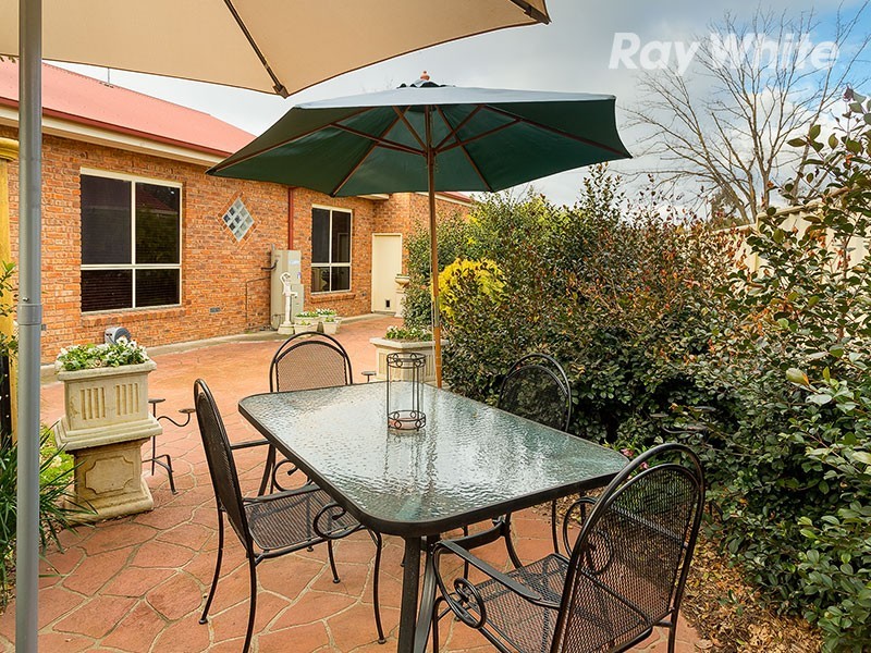 65 Sturt Street, Howlong NSW 2643