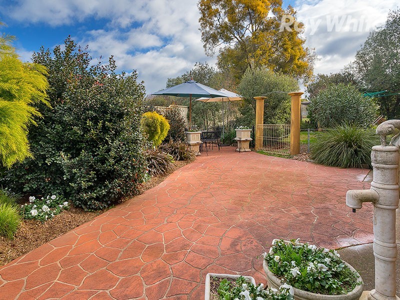 65 Sturt Street, Howlong NSW 2643