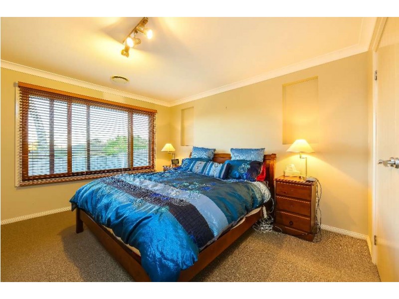 17 Redbox Drive, Thurgoona NSW 2640