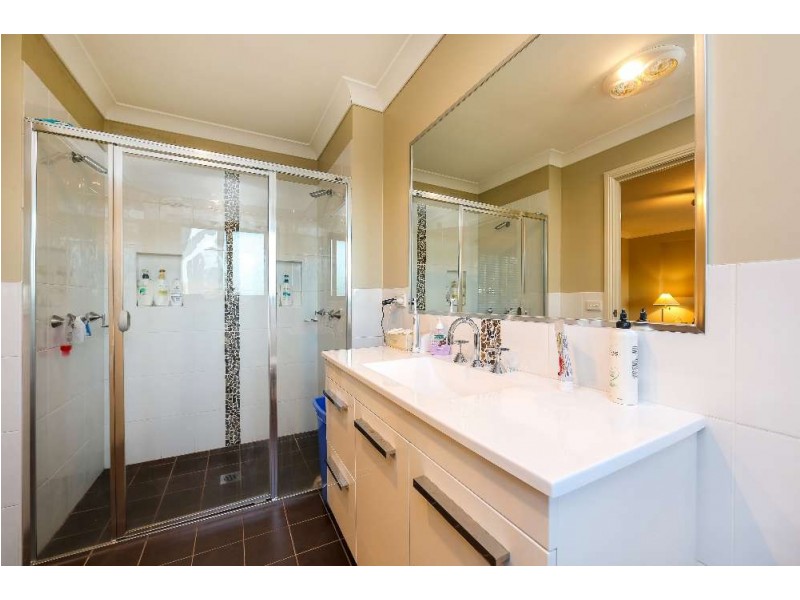 17 Redbox Drive, Thurgoona NSW 2640