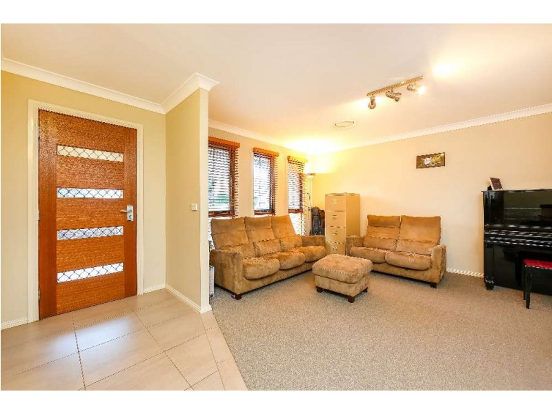 17 Redbox Drive, Thurgoona NSW 2640