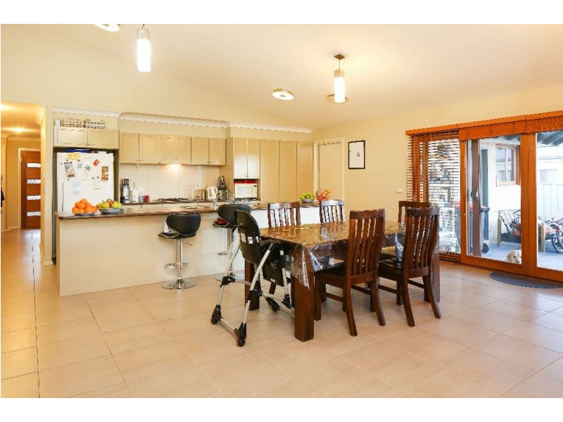 17 Redbox Drive, Thurgoona NSW 2640