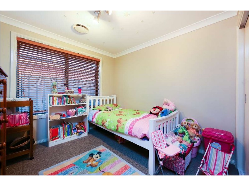 17 Redbox Drive, Thurgoona NSW 2640