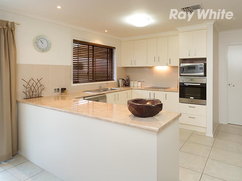 373 Poplar Drive, Lavington NSW 2641