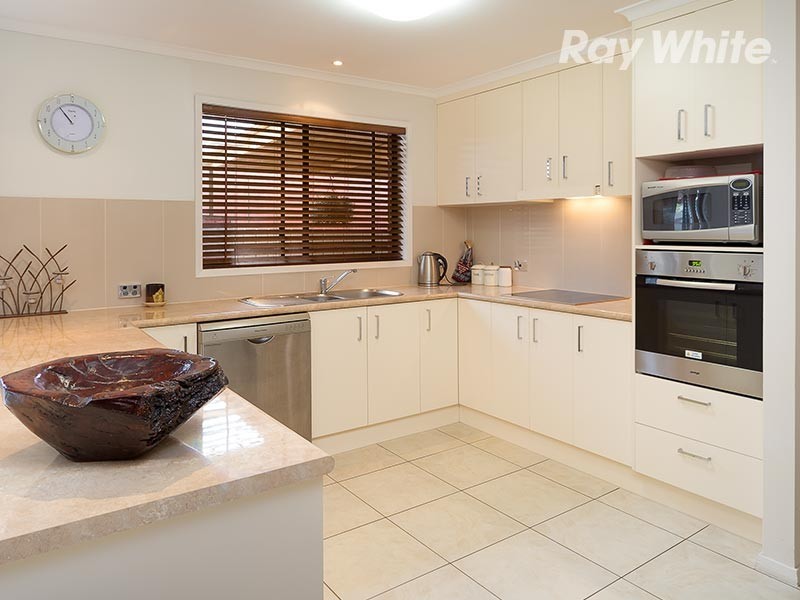 373 Poplar Drive, Lavington NSW 2641