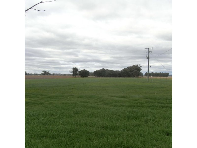 31 Orana Rd, Howlong NSW 2643