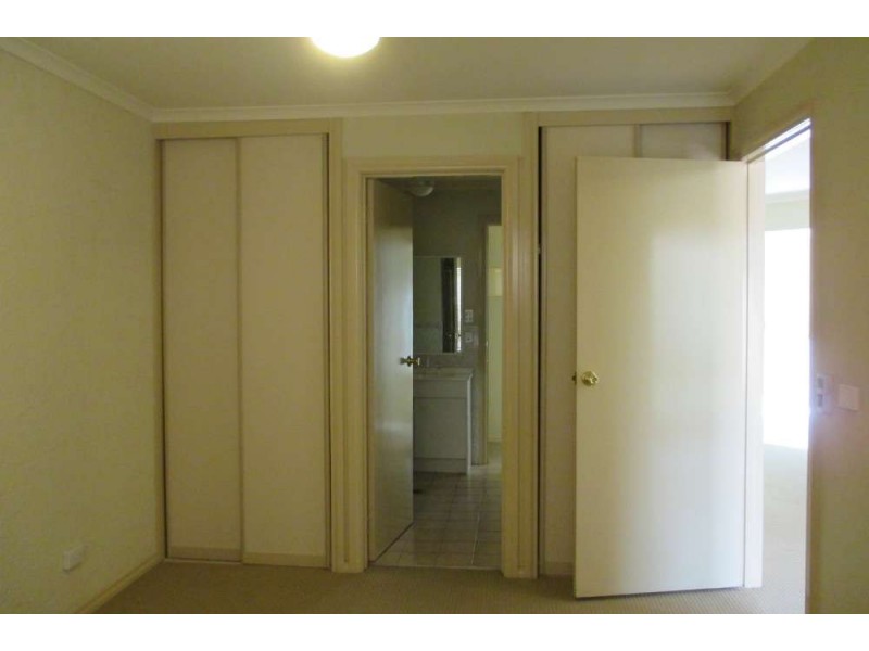 12/478 Breen Street, Lavington NSW 2641