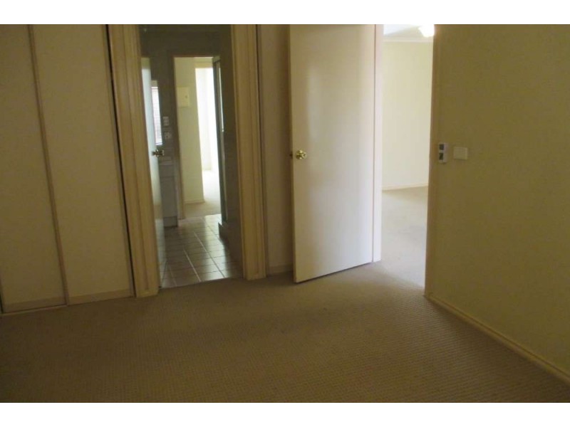 12/478 Breen Street, Lavington NSW 2641