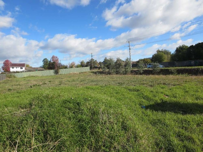 4 Nicola Place, Lavington NSW 2641