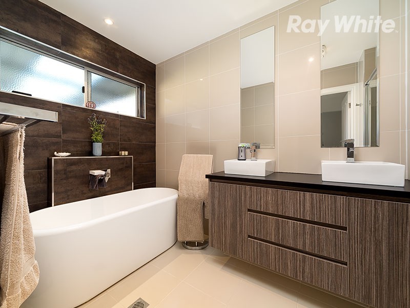 587 Osborne Street, Lavington NSW 2641