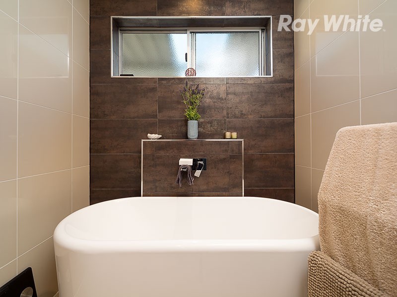 587 Osborne Street, Lavington NSW 2641