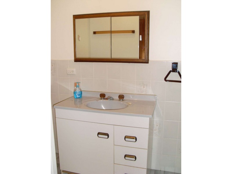 12 Sunnyside Crescent, Walla Walla NSW 2659