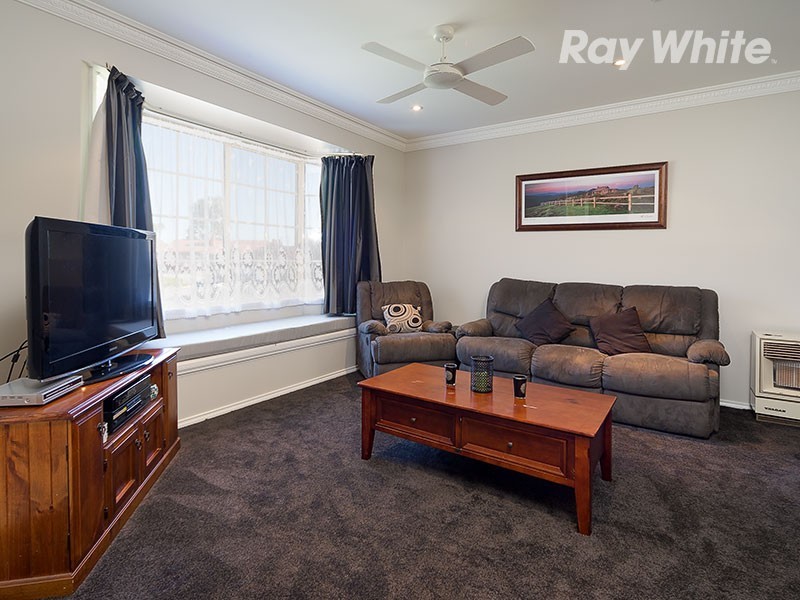 8 Creighton Court, Lavington NSW 2641