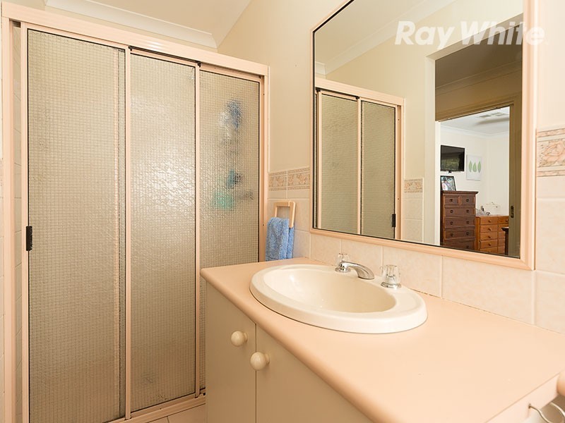 8 Creighton Court, Lavington NSW 2641