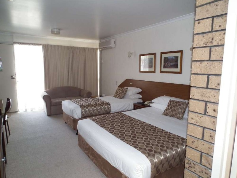 671 Young Street, Albury NSW 2640