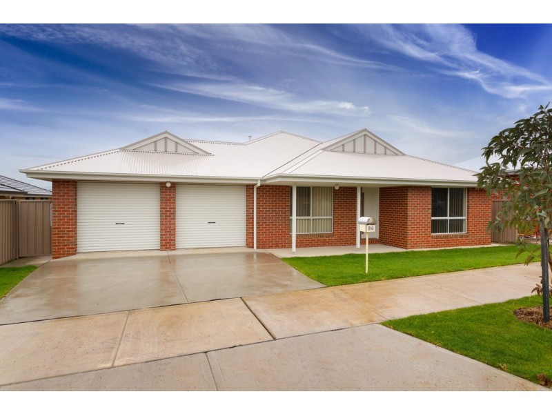 34 Lawson Circuit, Lavington NSW 2641