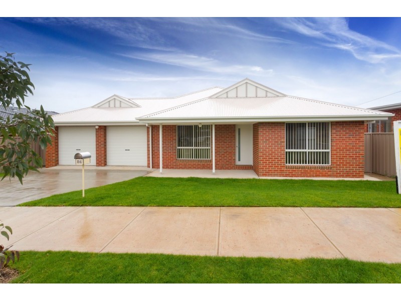 34 Lawson Circuit, Lavington NSW 2641