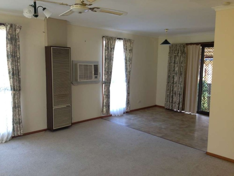 152 Baranbale Way, Lavington NSW 2641