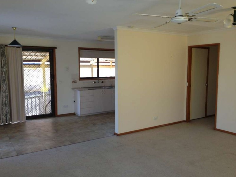 152 Baranbale Way, Lavington NSW 2641