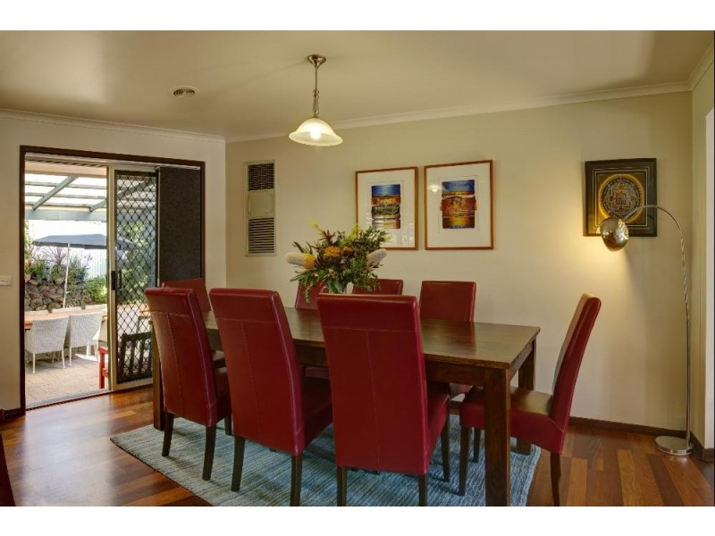 5 Mary Court, Lavington NSW 2641