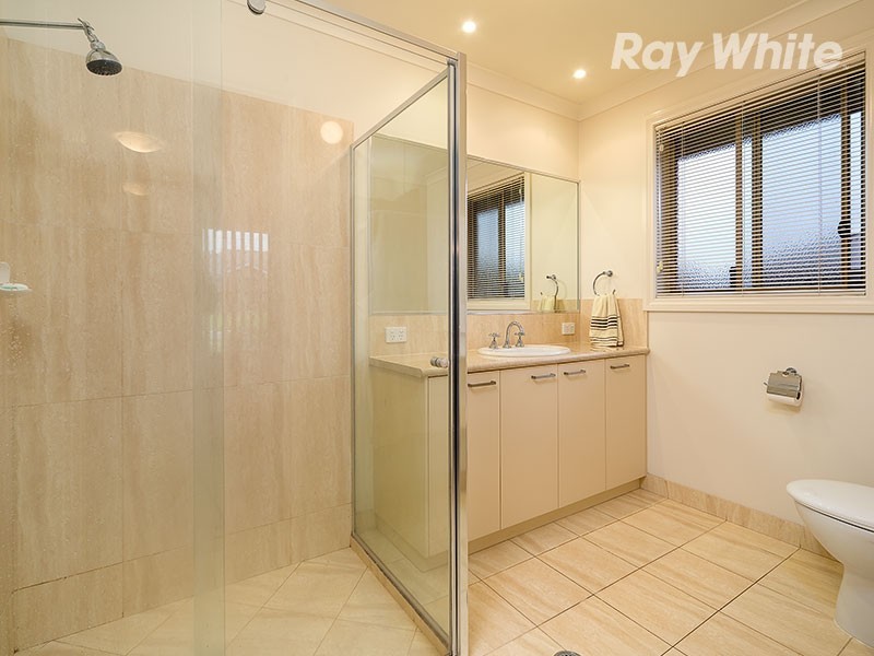 16 Firetail Street, Thurgoona NSW 2640