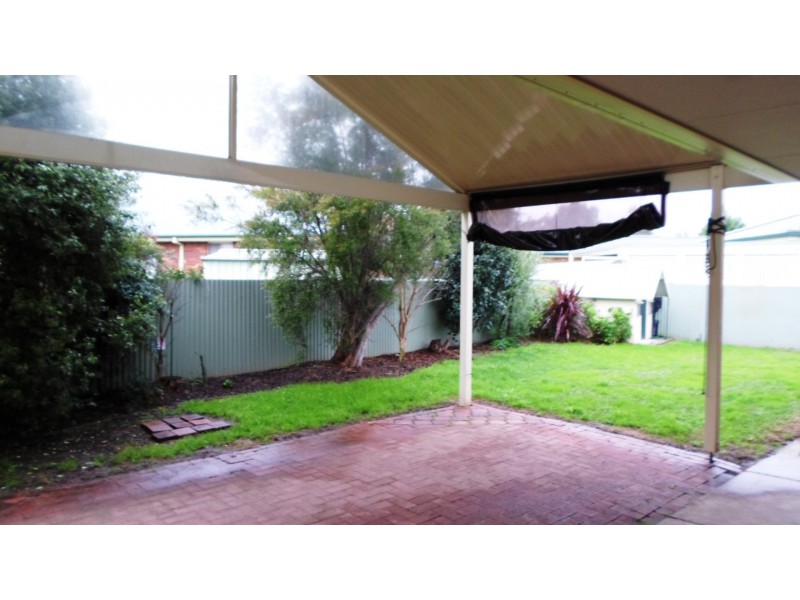 10 Marian Way, Lavington NSW 2641