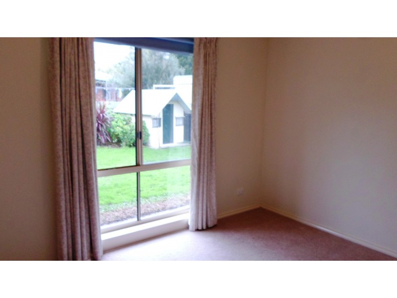 10 Marian Way, Lavington NSW 2641