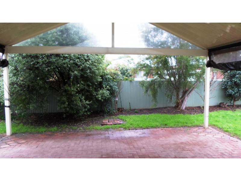 10 Marian Way, Lavington NSW 2641