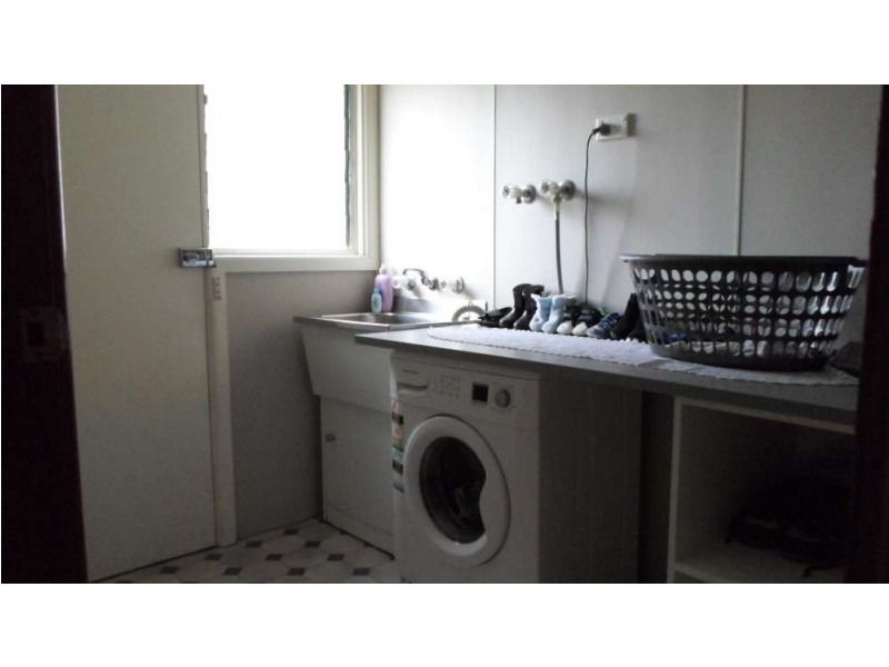 324 Sutherland Street, Lavington NSW 2641