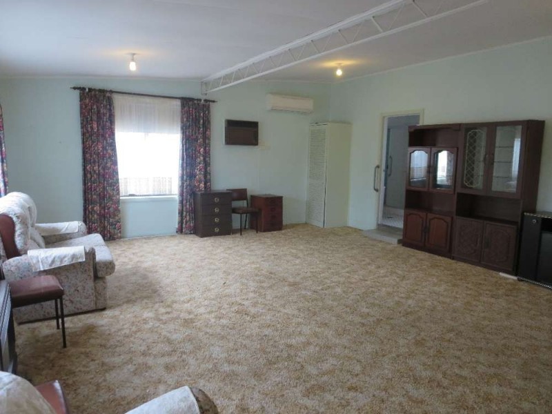 1096 Waugh Road, North Albury NSW 2640