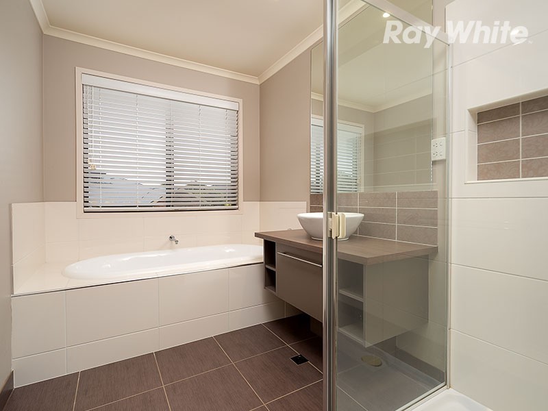 5 Whitebox Circuit, Thurgoona NSW 2640