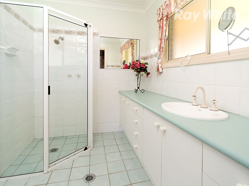 11 Colonial Drive, Jindera NSW 2642