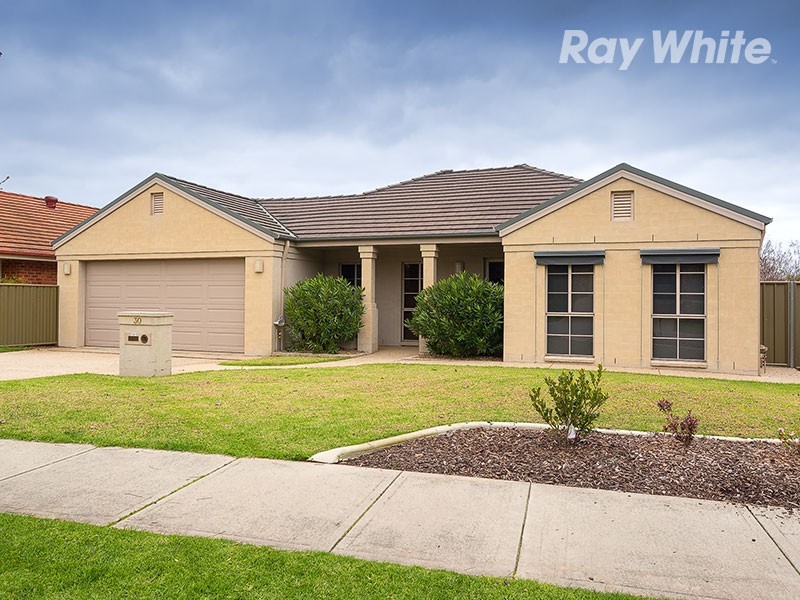 30 Mountford Crescent, East Albury NSW 2640