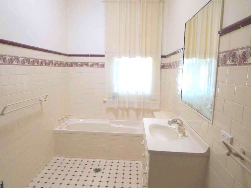 5 Edward Street, Culcairn NSW 2660