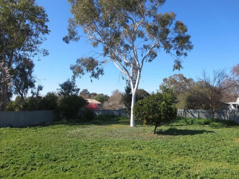 5 Edward Street, Culcairn NSW 2660