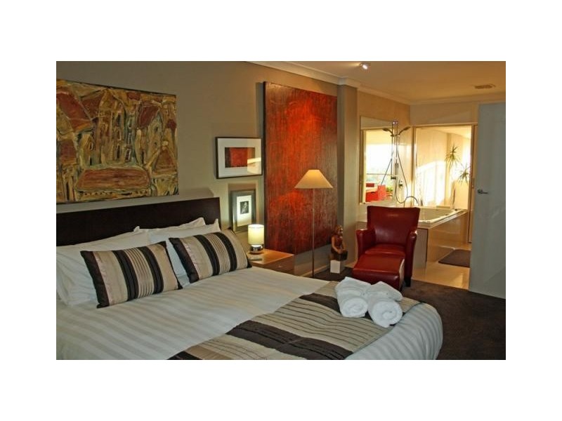 283 Highview Crescent, Lavington NSW 2641