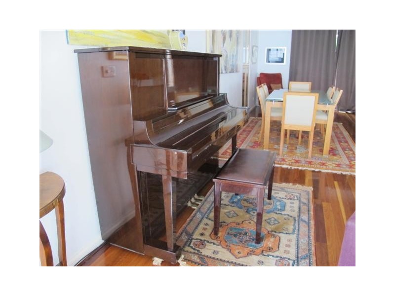 283 Highview Crescent, Lavington NSW 2641