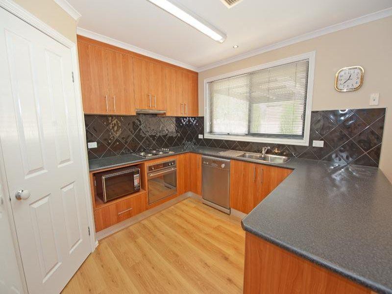 78 Jude Street, Howlong NSW 2643