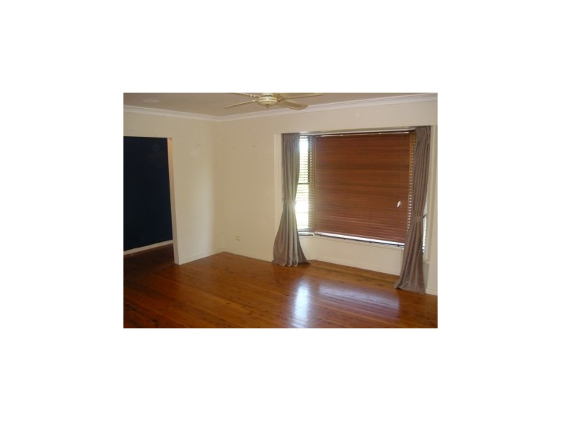 411 Douglas Road, Lavington NSW 2641