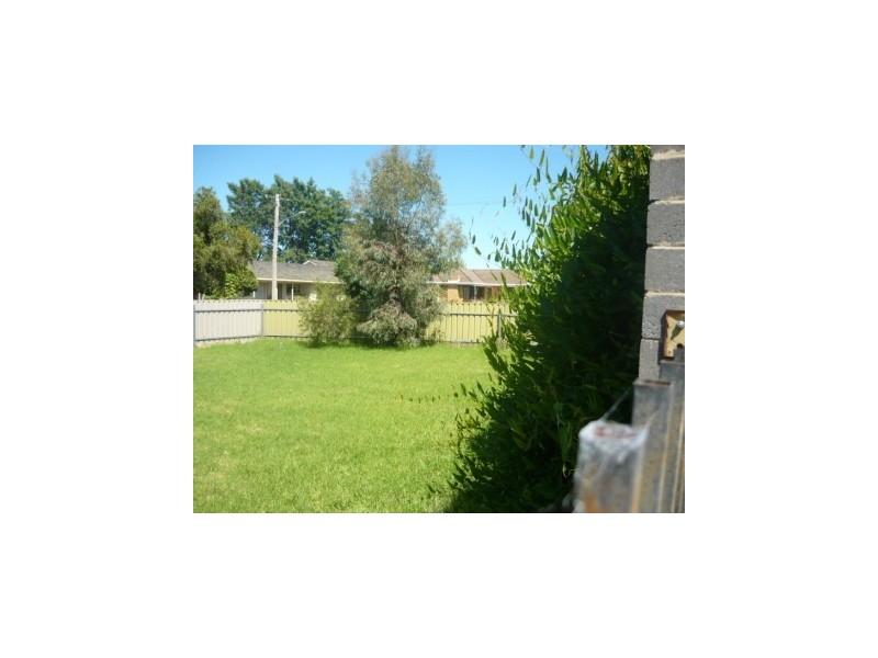 411 Douglas Road, Lavington NSW 2641