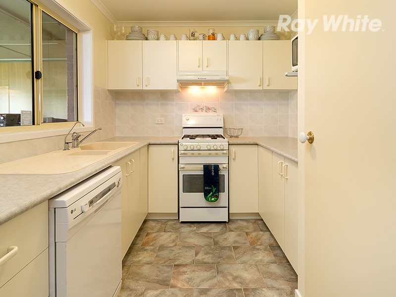 19 Bangalla Place, Lavington NSW 2641