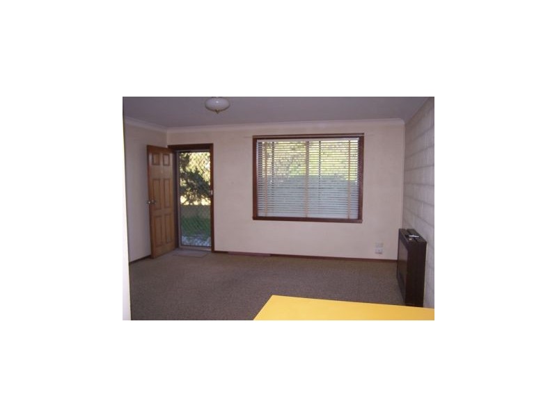 1-6/418 Douglas Road, Lavington NSW 2641