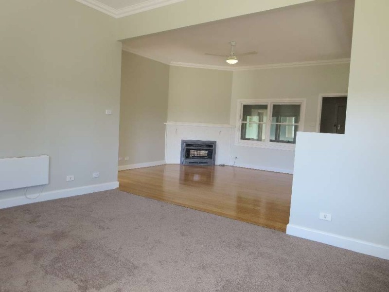 31 Commercial Street, Walla Walla NSW 2659