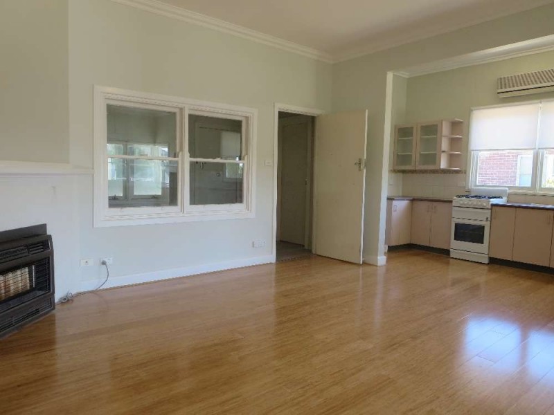 31 Commercial Street, Walla Walla NSW 2659