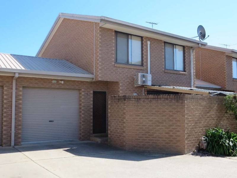 11/413 Bevan Street, Lavington NSW 2641