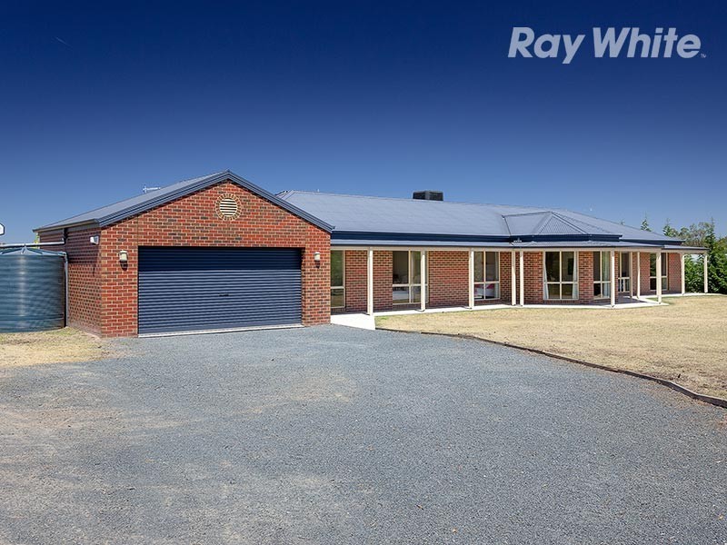 31 Lobbe Road, Thurgoona NSW 2640