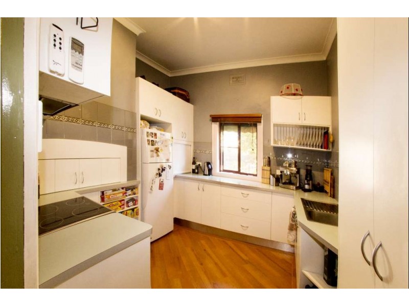 2 Bent Street, Gerogery NSW 2642