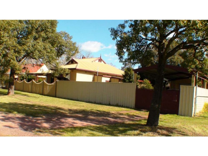 2 Bent Street, Gerogery NSW 2642