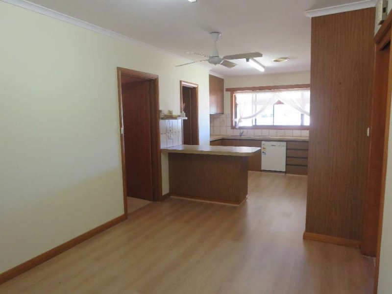 110 Balfour Street, Culcairn NSW 2660